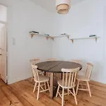 Fintas Delux Apartment